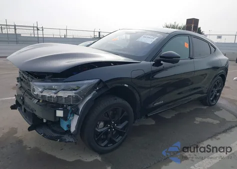 2023 Ford Mustang Mach-E Premium z USA, uszkodzony, nr VIN 3FMTK3R79PMA67272